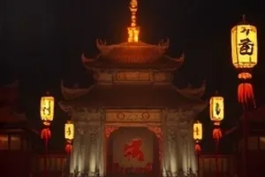 三层楼长镜头的轨道拼接示意
